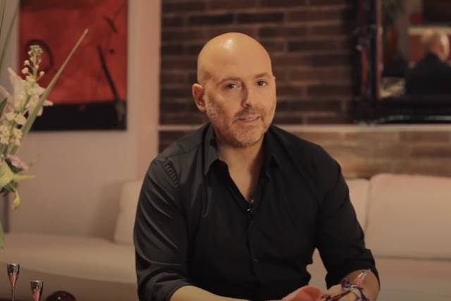 José María Muscari: Oferta exclusiva: ¡Yo!